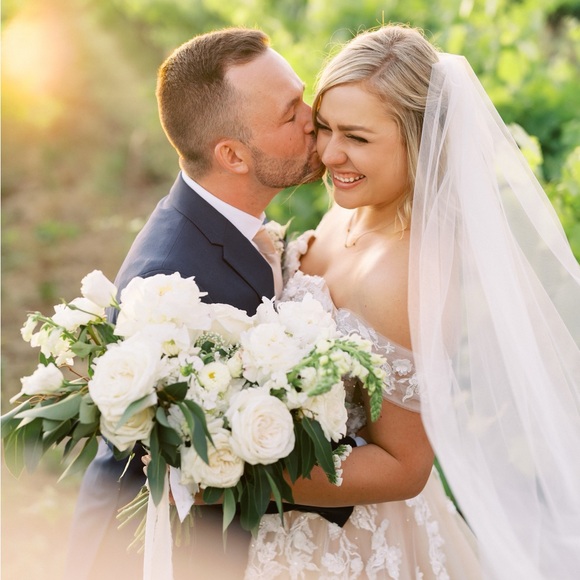 Meet your Posher, Kristen - Picture 3 of 3